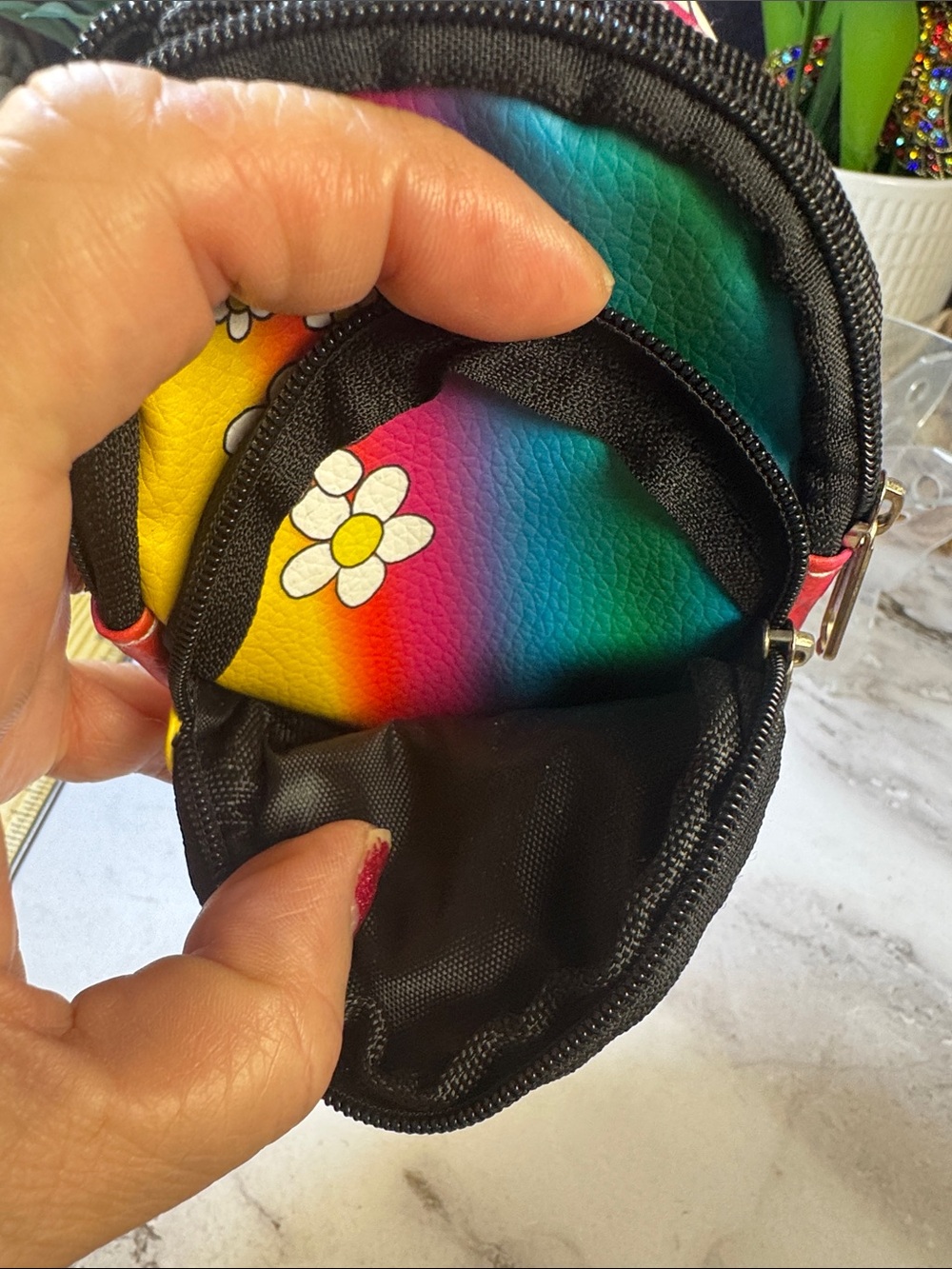 Rainbow Floral Coin Pouch with Smiley Daisies Keychain - Picture 3 of 6